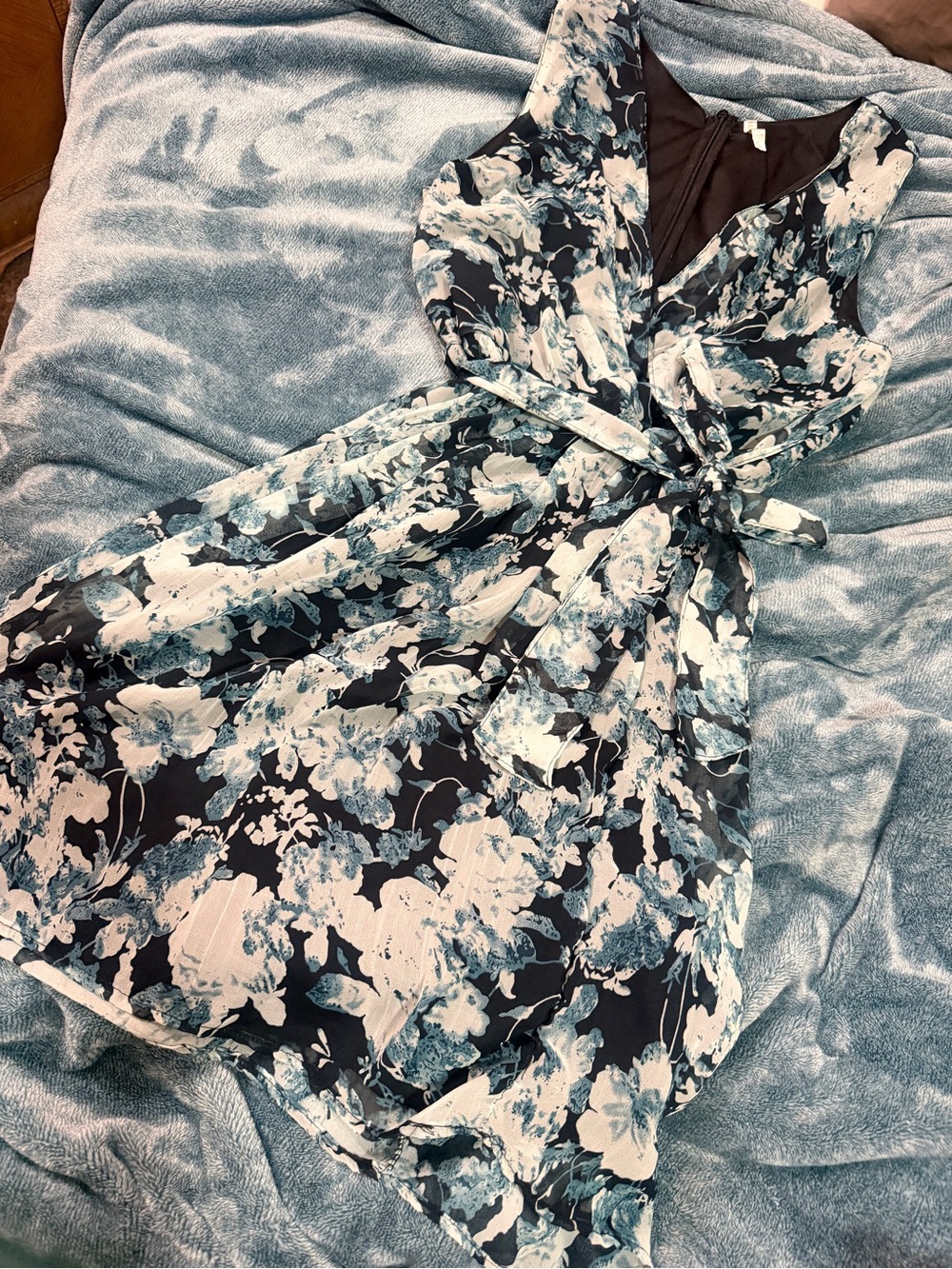 Gorgeous Navy and White Floral Wrap Midi Dress